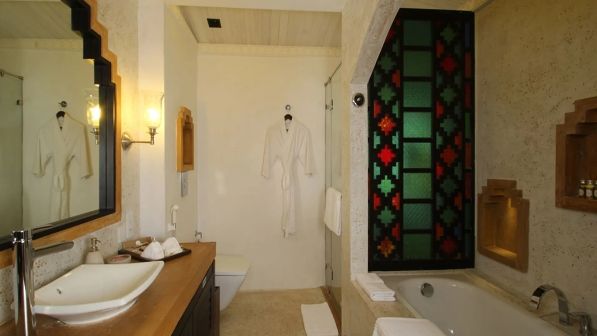 Resort Vasundhara Sarovar Premiere Alappuzha